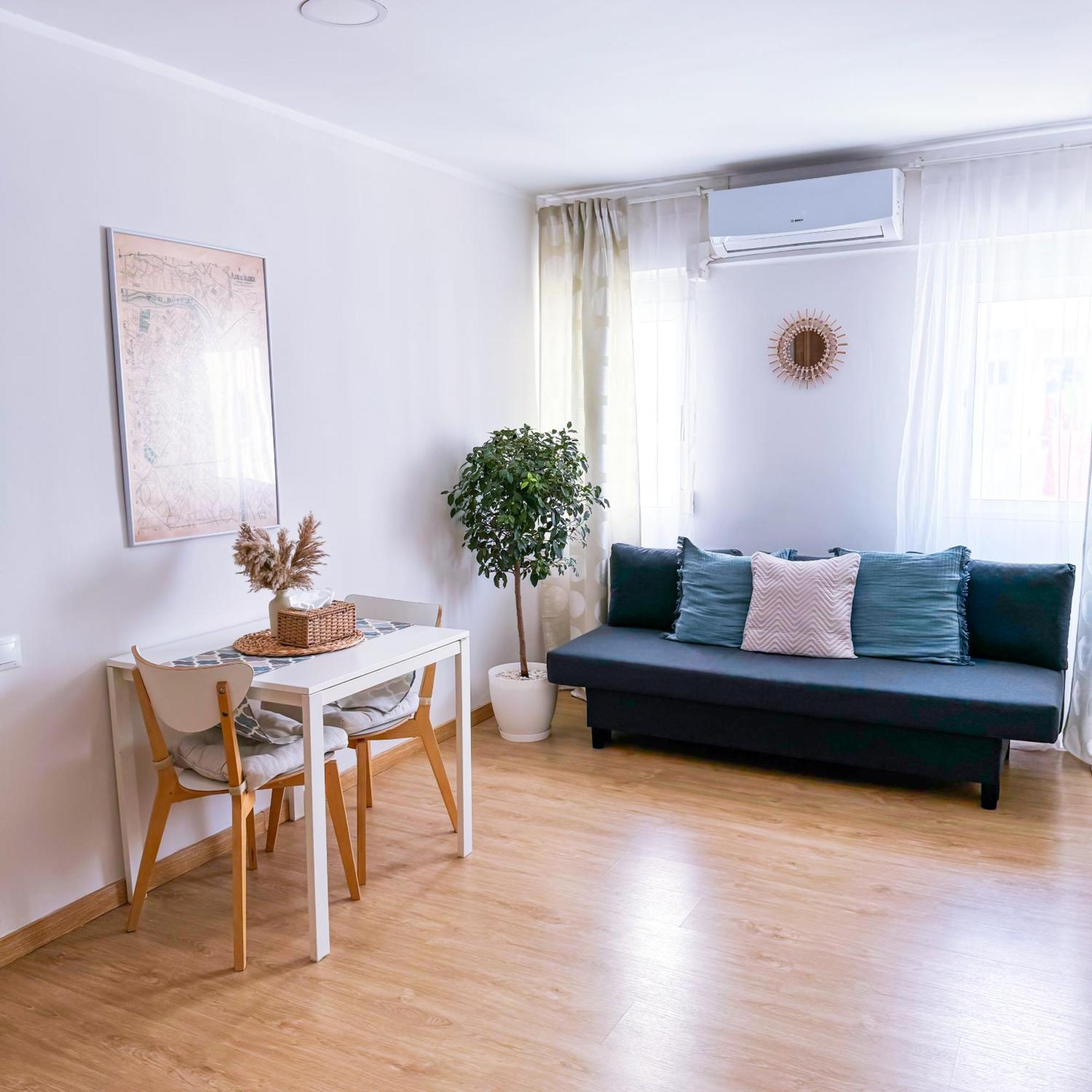 Studio Aiora Valencia Luaran gambar