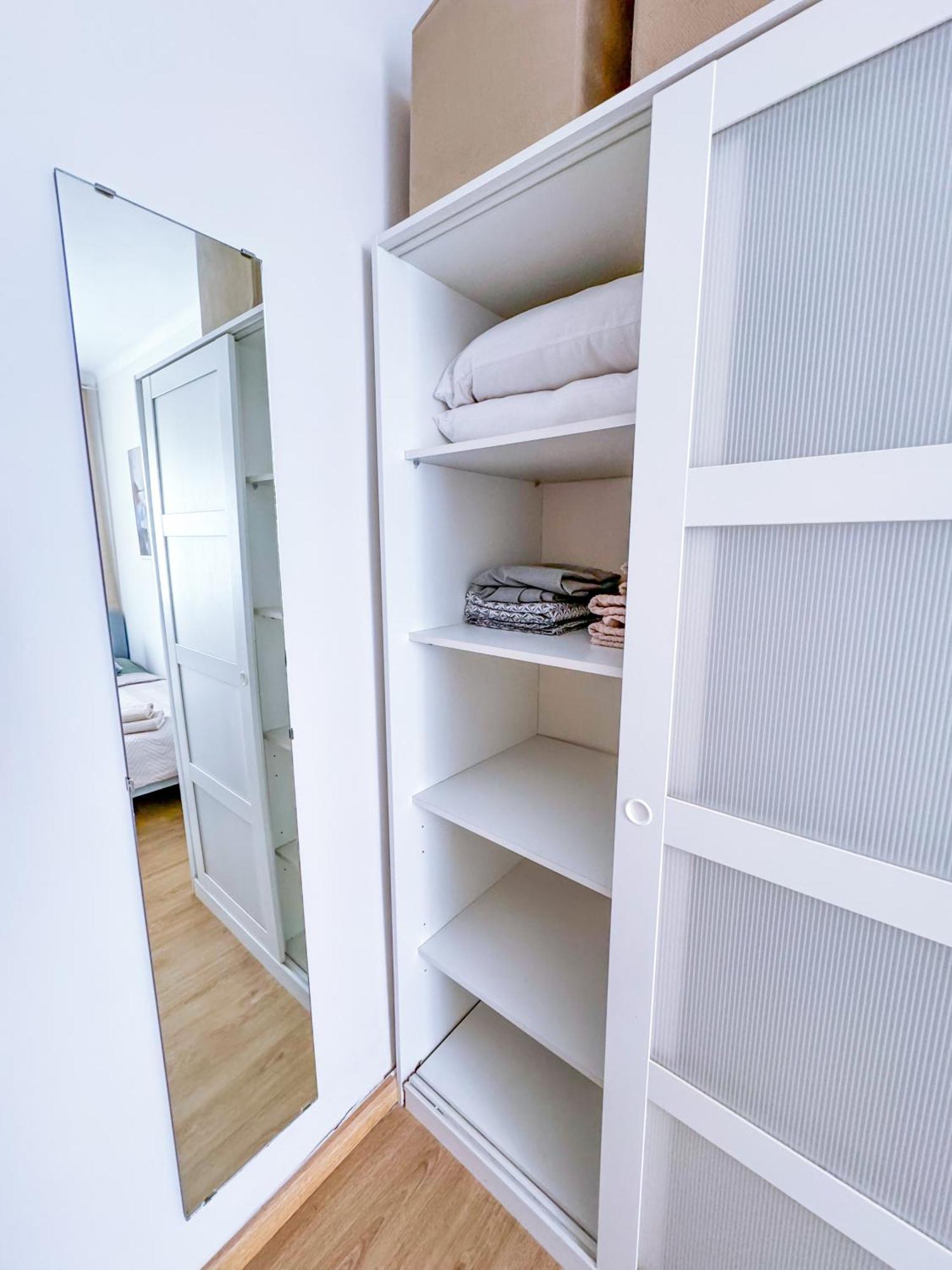 Studio Aiora Valencia Luaran gambar